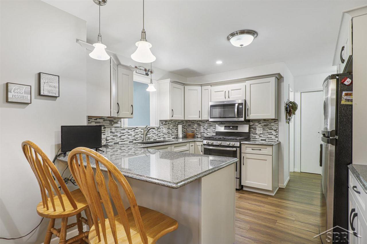3239 North Thomas Road Freeland, MI 48623 - Photo 10 of 40 50041692-9.JPG