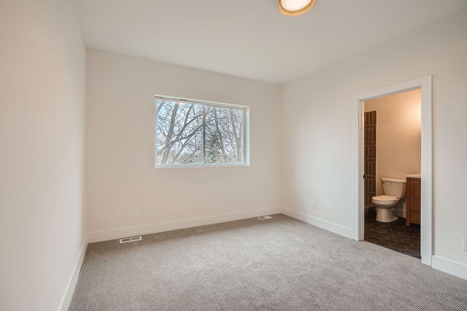 1995 11th Avenue East, Unit 2 Maplewood, MN 55109 - Photo 14 of 28