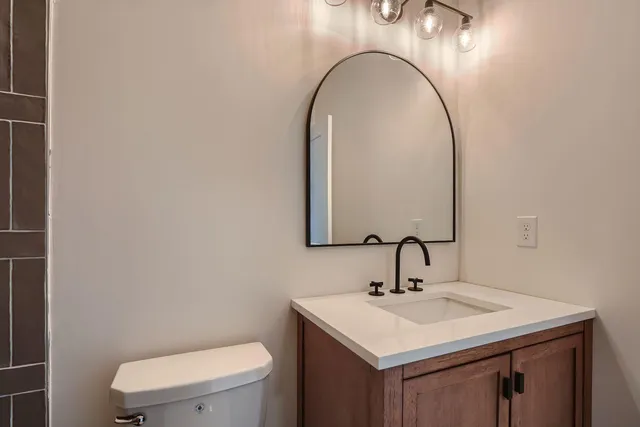 $364,000 | 1995 11th Avenue East, Unit 2, Maplewood, MN 55109