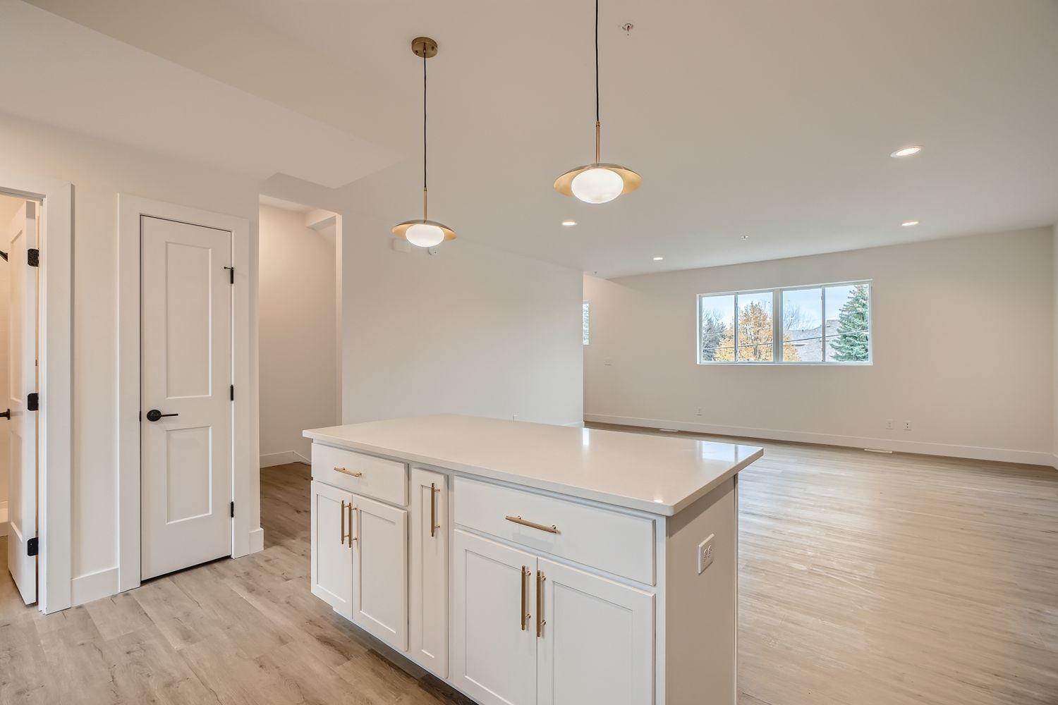 1995 11th Avenue East, Unit 2 Maplewood, MN 55109 - Photo 6 of 28