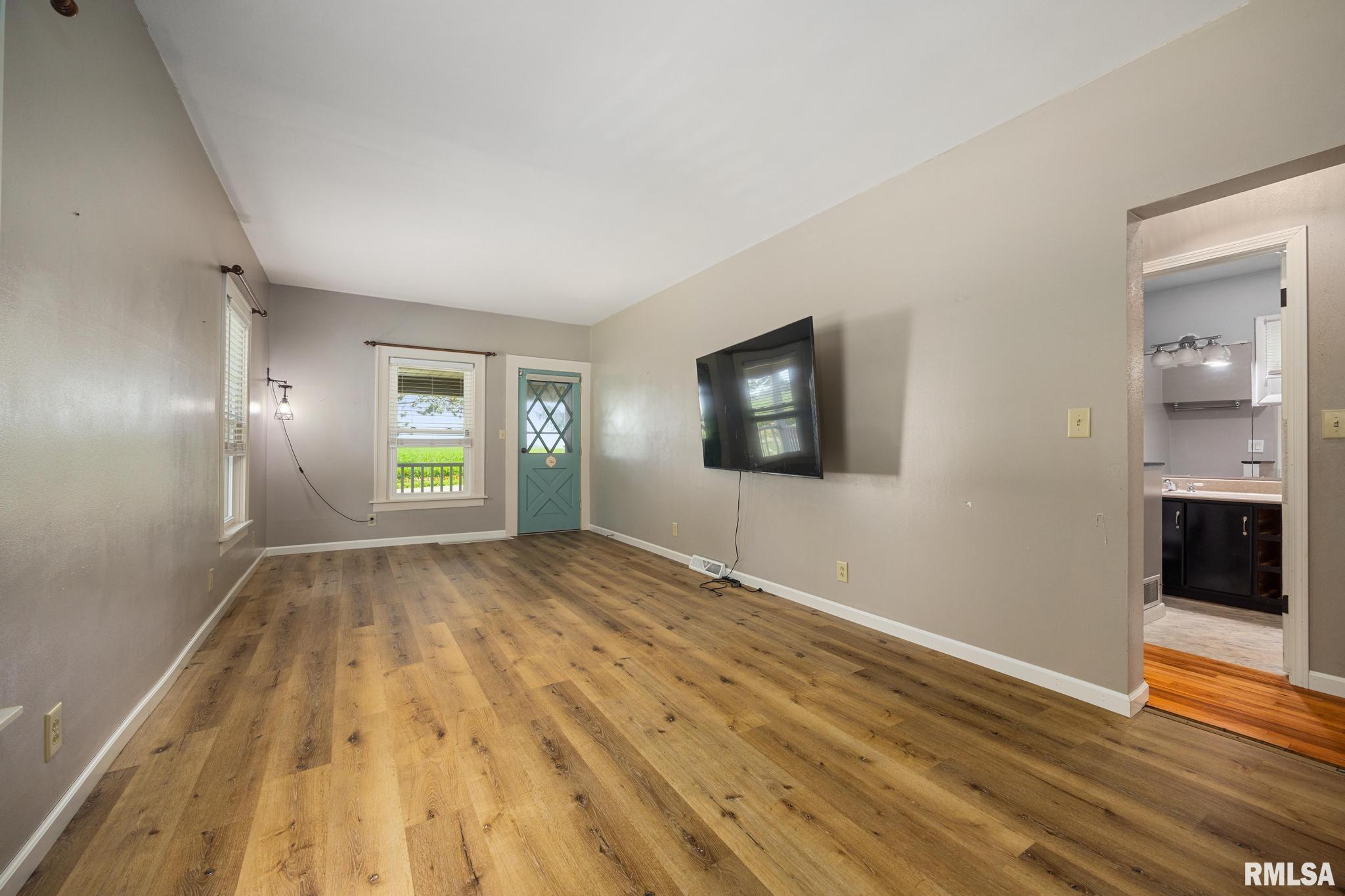 4751 Sheridan Road Groveland, IL 61535 - Photo 9 of 53