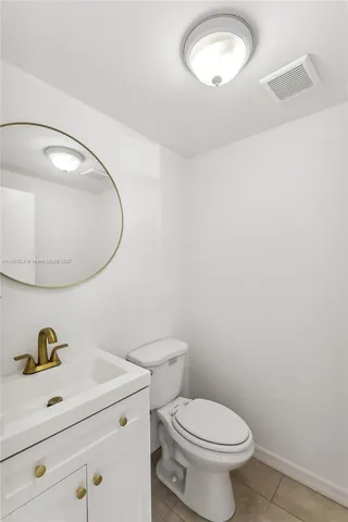 an empty room with a natural light