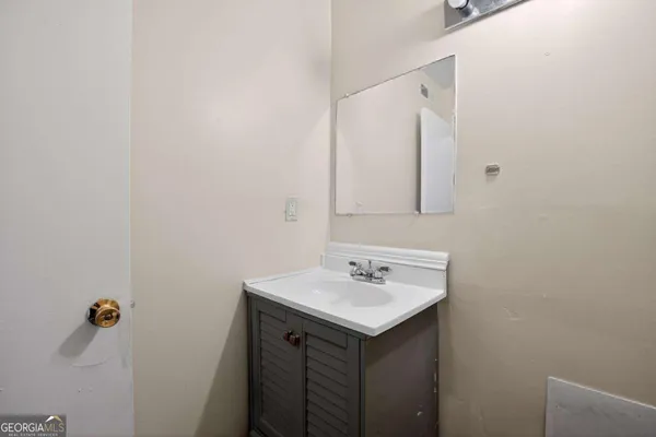 $1,590 | 6071 Regent Manor, Lithonia, GA 30058