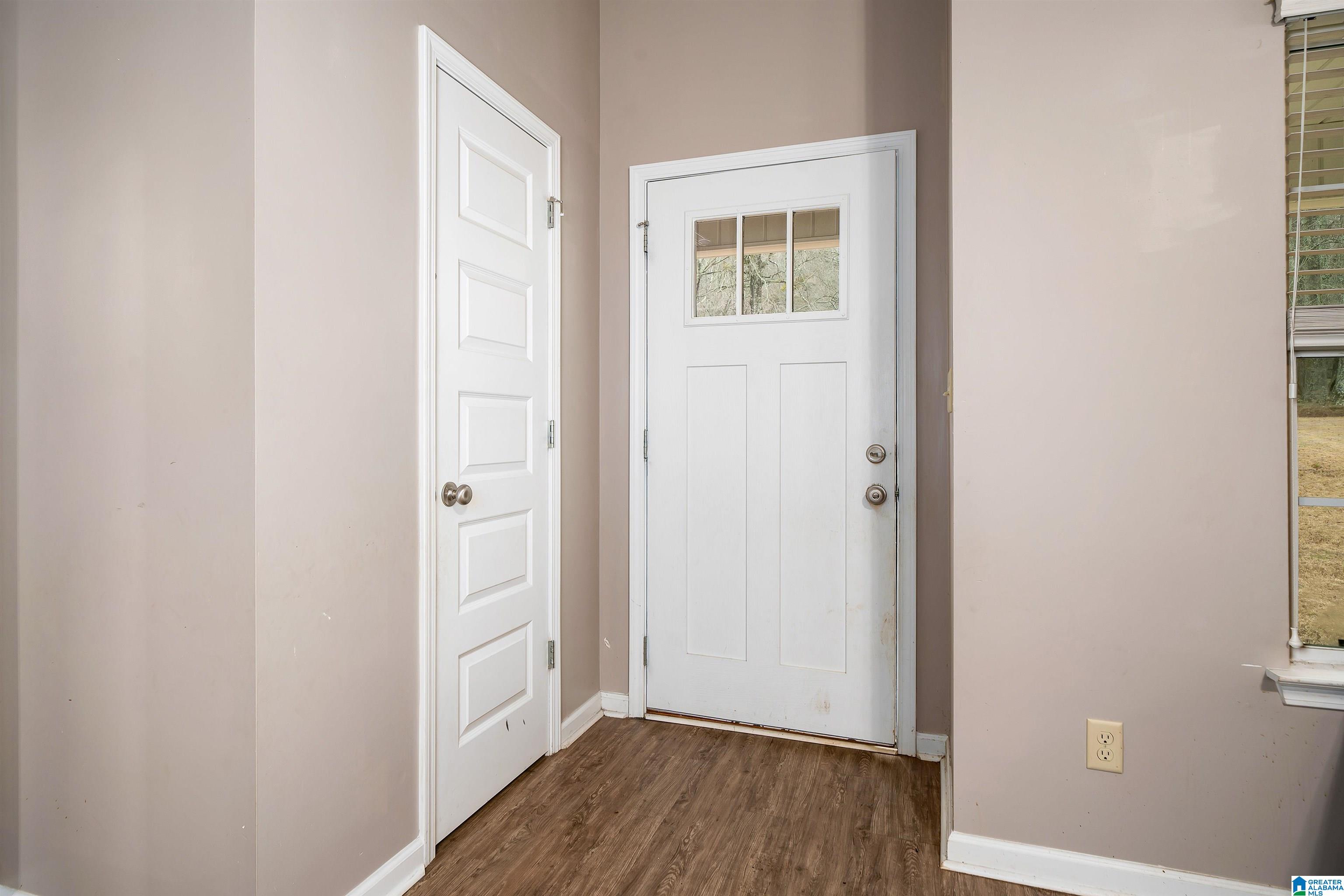 531 6th Avenue East Oneonta, AL 35121 - Photo 5 of 26