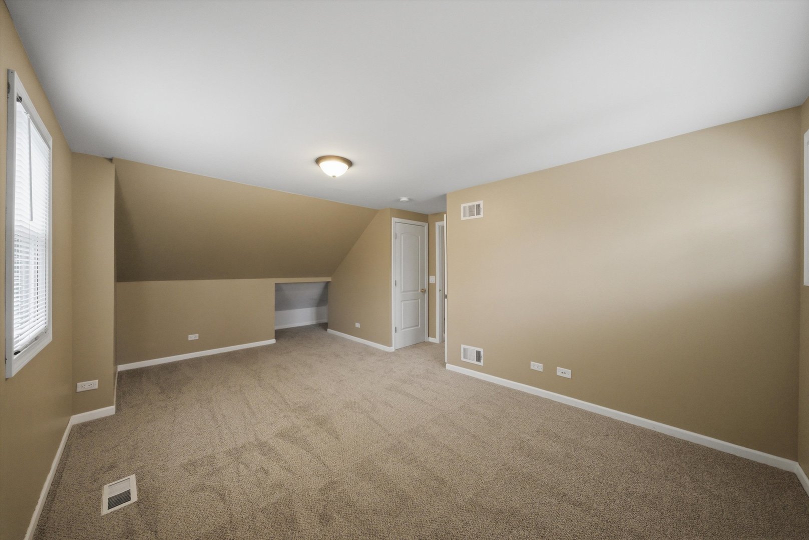 3719 211th Place Matteson, IL 60443 - Photo 17 of 48 a view of an empty room