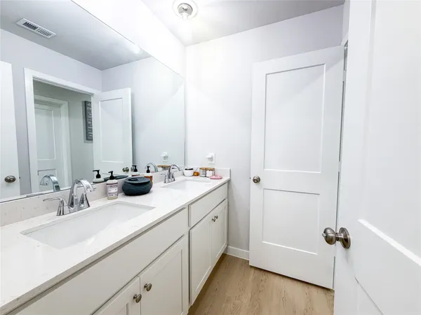 $2,650 | 130 Alset Drive, Magnolia, TX 77354