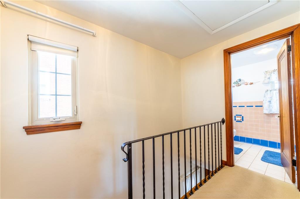 3142 Willett Road Pittsburgh, PA 15227 - Photo 14 of 25 Gallery Image 14