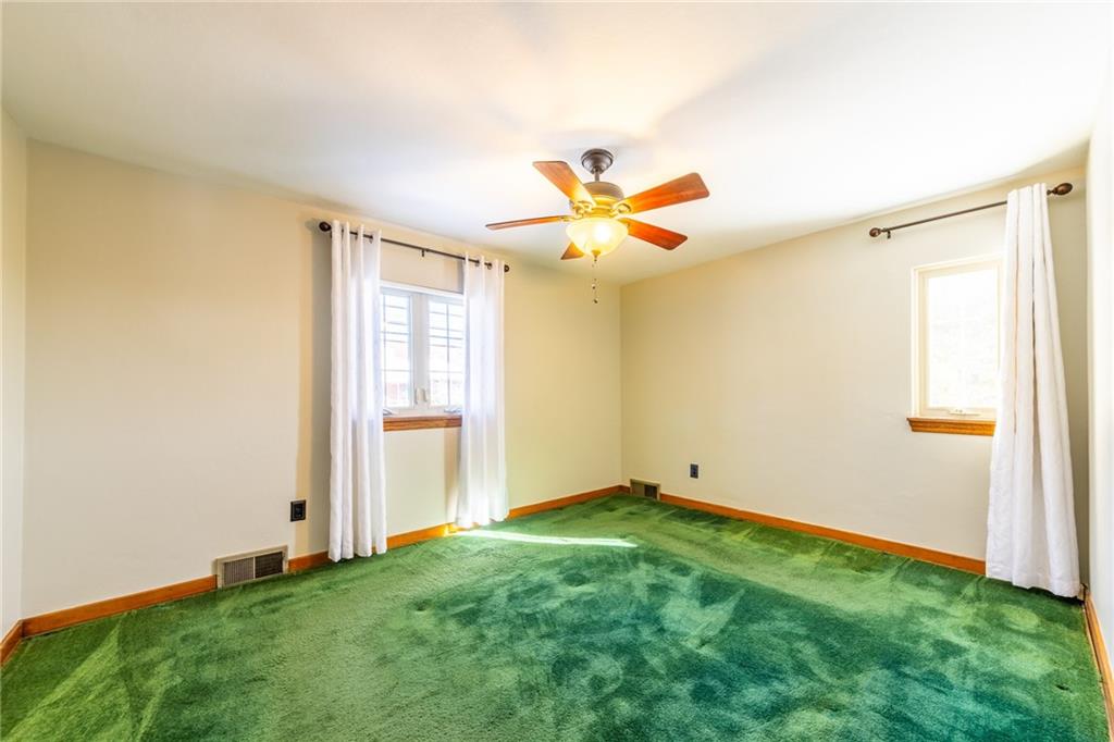 3142 Willett Road Pittsburgh, PA 15227 - Photo 16 of 25 Gallery Image 16