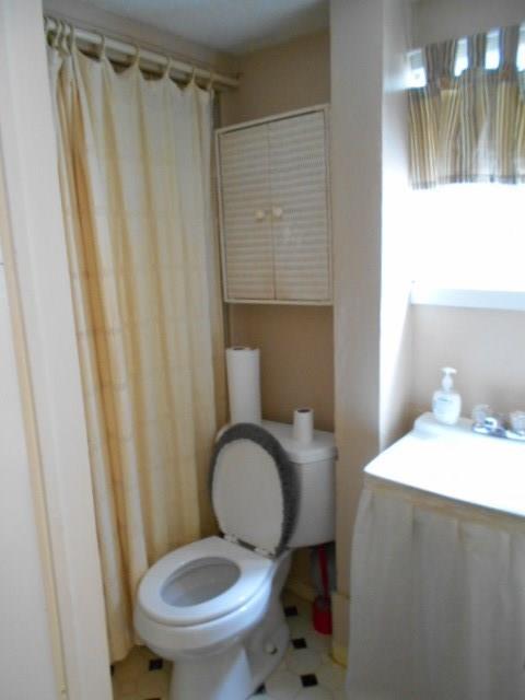 521 Roup Street Tarentum, PA 15084 - Photo 7 of 14 Gallery Image 7