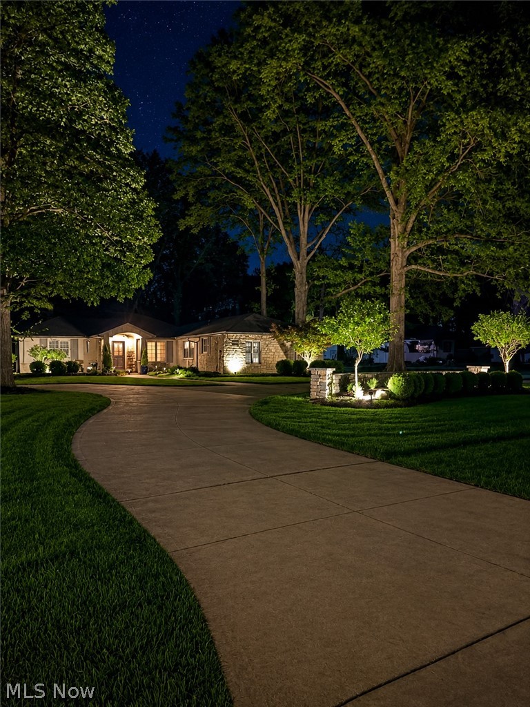 6325 Crossview Road Seven Hills, OH 44131 - Photo 30 of 30