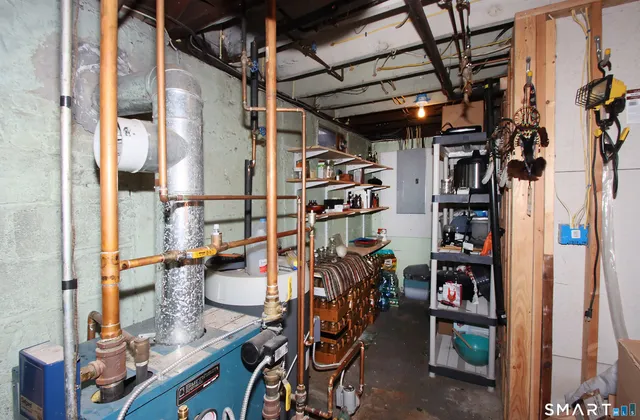 $359,900 | 79 Piper Brook Avenue, Newington, CT 06111