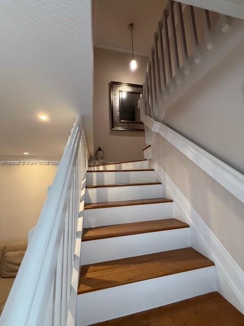 16420 Southwest 48th Terrace Miami, FL 33185 - Photo 25 of 58 a view of entryway
