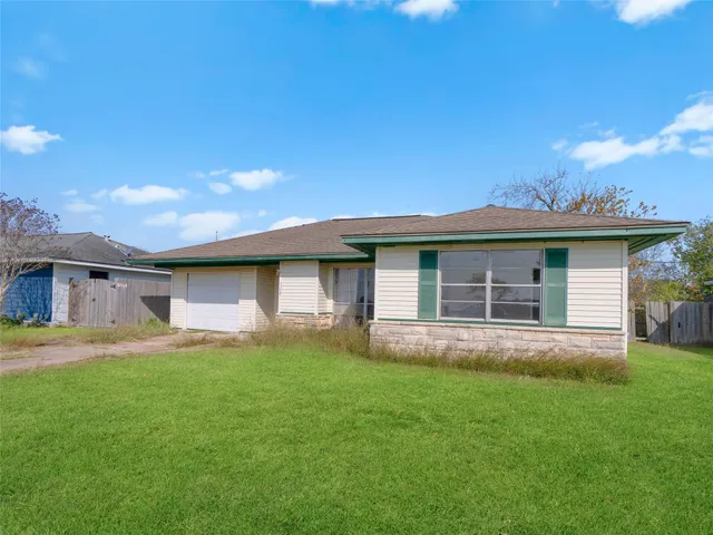 $139,999 | 1114 West 11th Street, Freeport, TX 77541