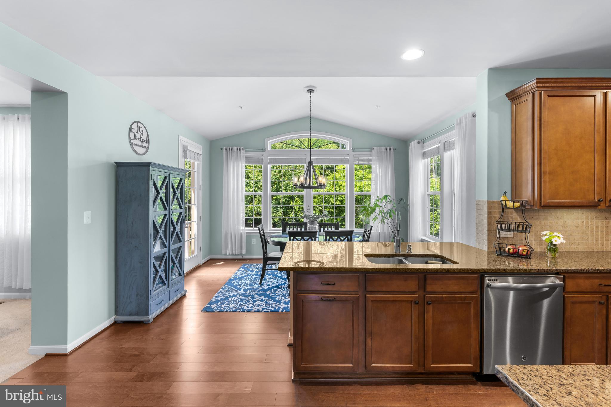 602 Laghman Court Odenton, MD 21113 - Photo 8 of 49