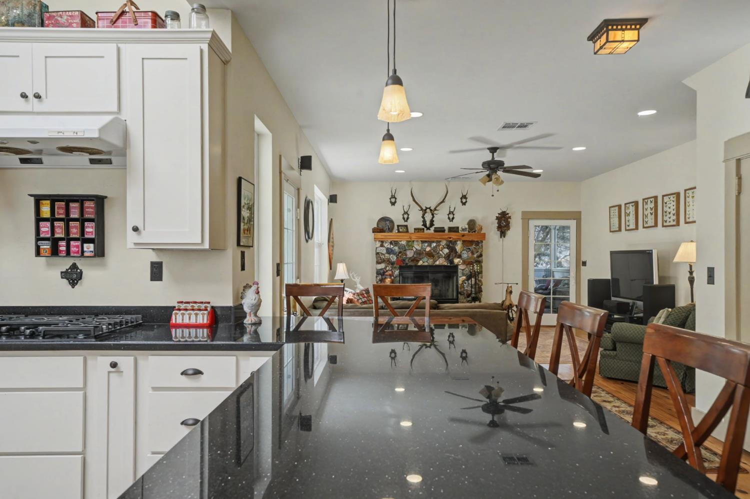 14232 Sutter Creek Road Sutter Creek, CA 95685 - Photo 23 of 57