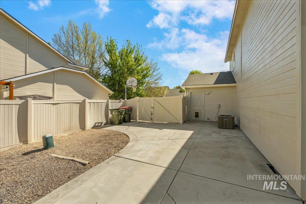 1384 East Palermo Street Meridian, ID 83642 - Photo 33 of 43