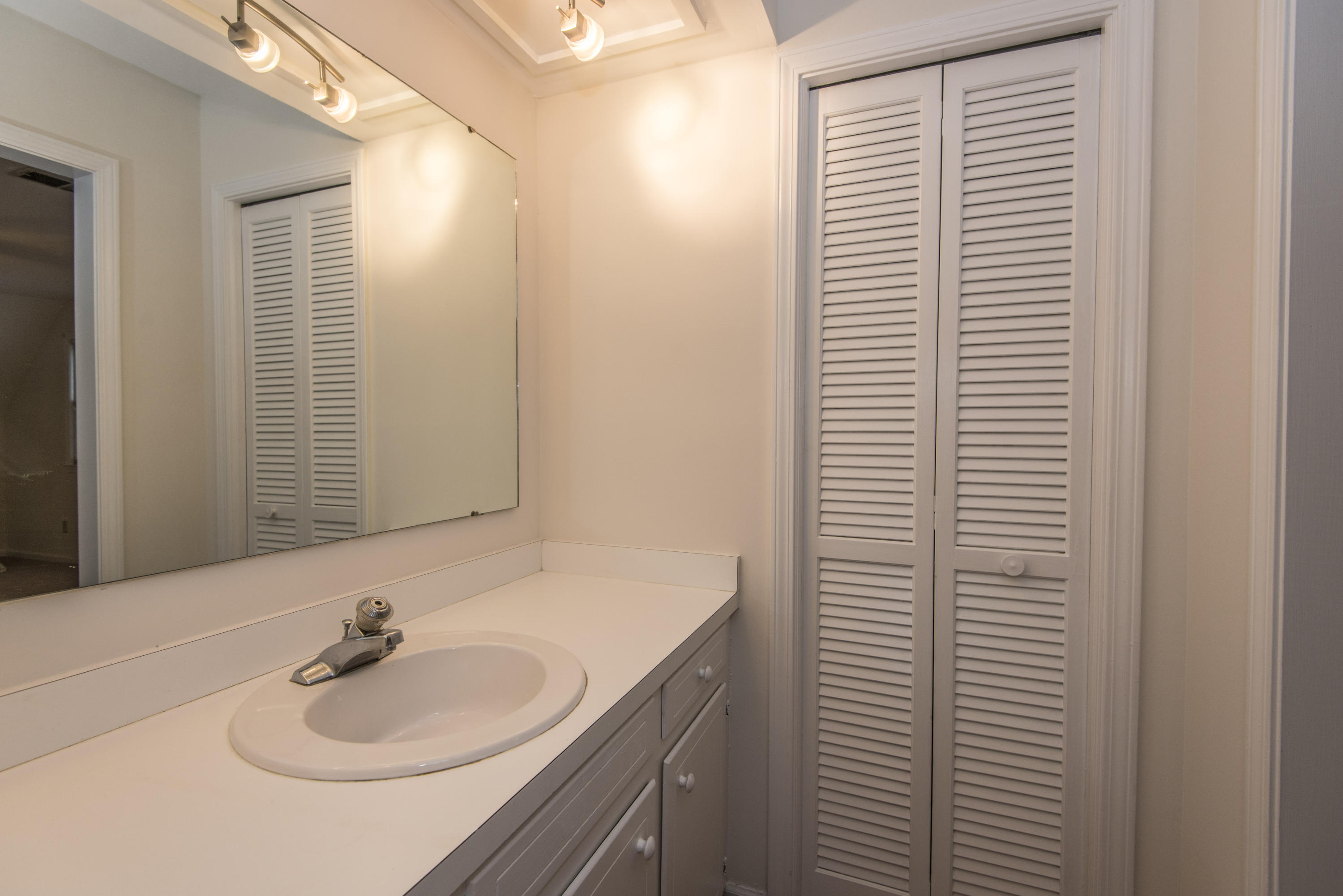 1961 Ashley Hall Road Charleston, SC 29407 - Photo 16 of 29 _DSC8758
