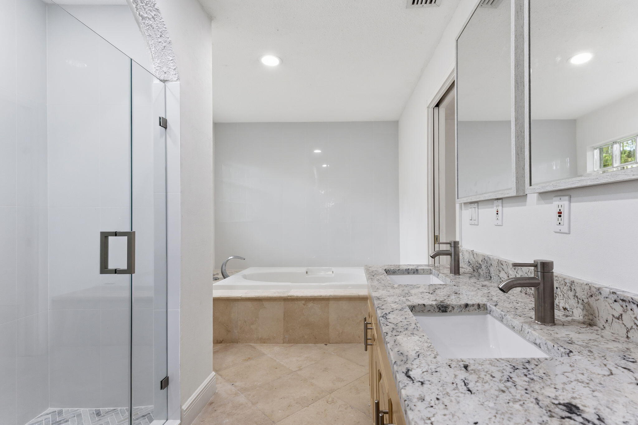 4793 Badger Road West Palm Beach, FL 33417 - Photo 23 of 45 27-web-or-mls-AR Media 27
