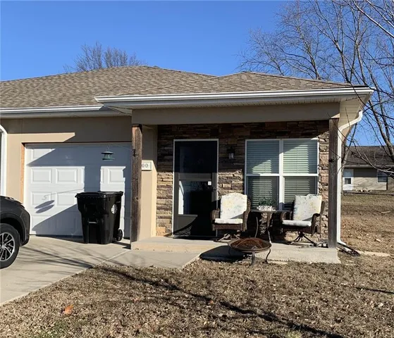 $199,000 | 900 Riffle Drive, Pleasant Hill, MO 64080