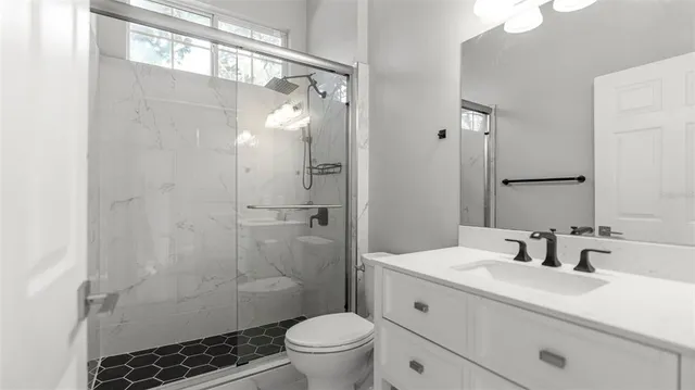 $520,000 | 9428 Southwest 39 Avenue, Gainesville, FL 32608