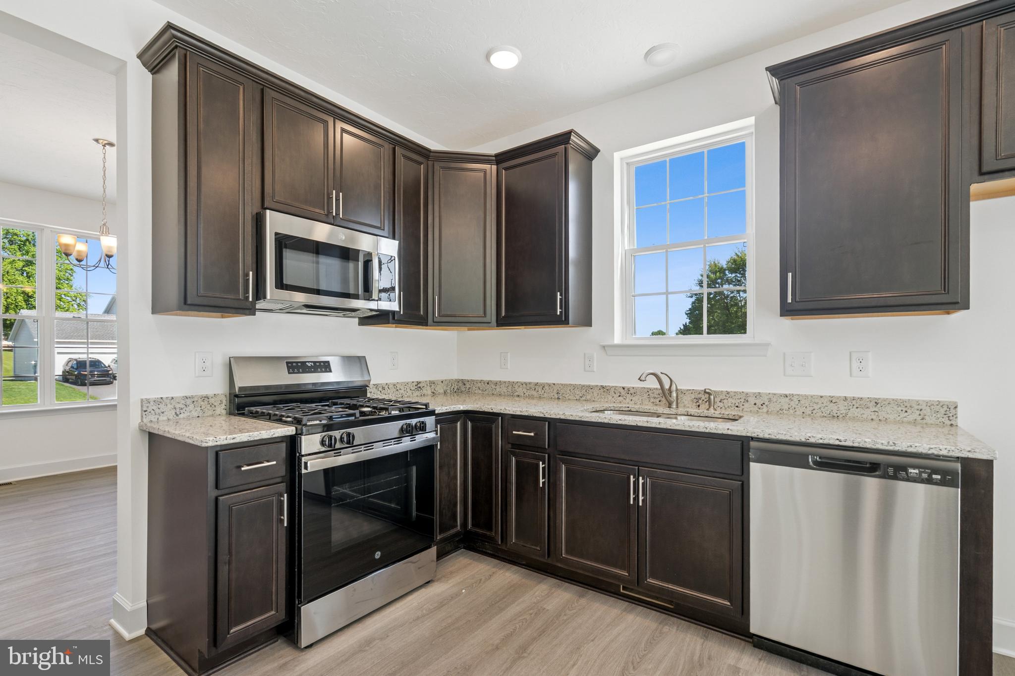 121 Flint Drive Hanover, PA 17331 - Photo 8 of 22