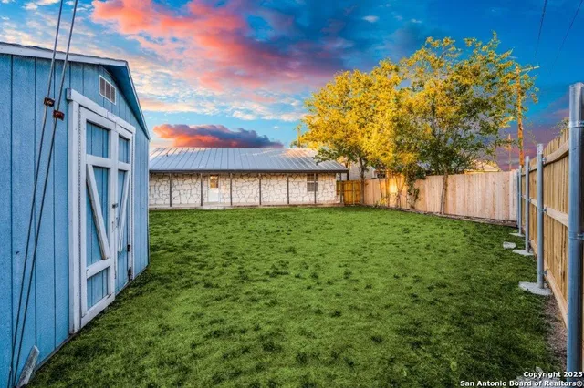 $2,350 | 218 Ebner Street, Boerne, TX 78006