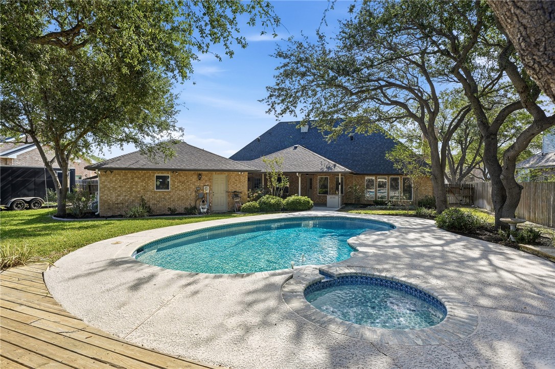 616 Colonial Drive Portland, TX 78374 - Photo 33 of 35 a front view of a house with garden