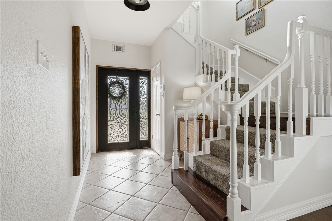 616 Colonial Drive Portland, TX 78374 - Photo 5 of 35