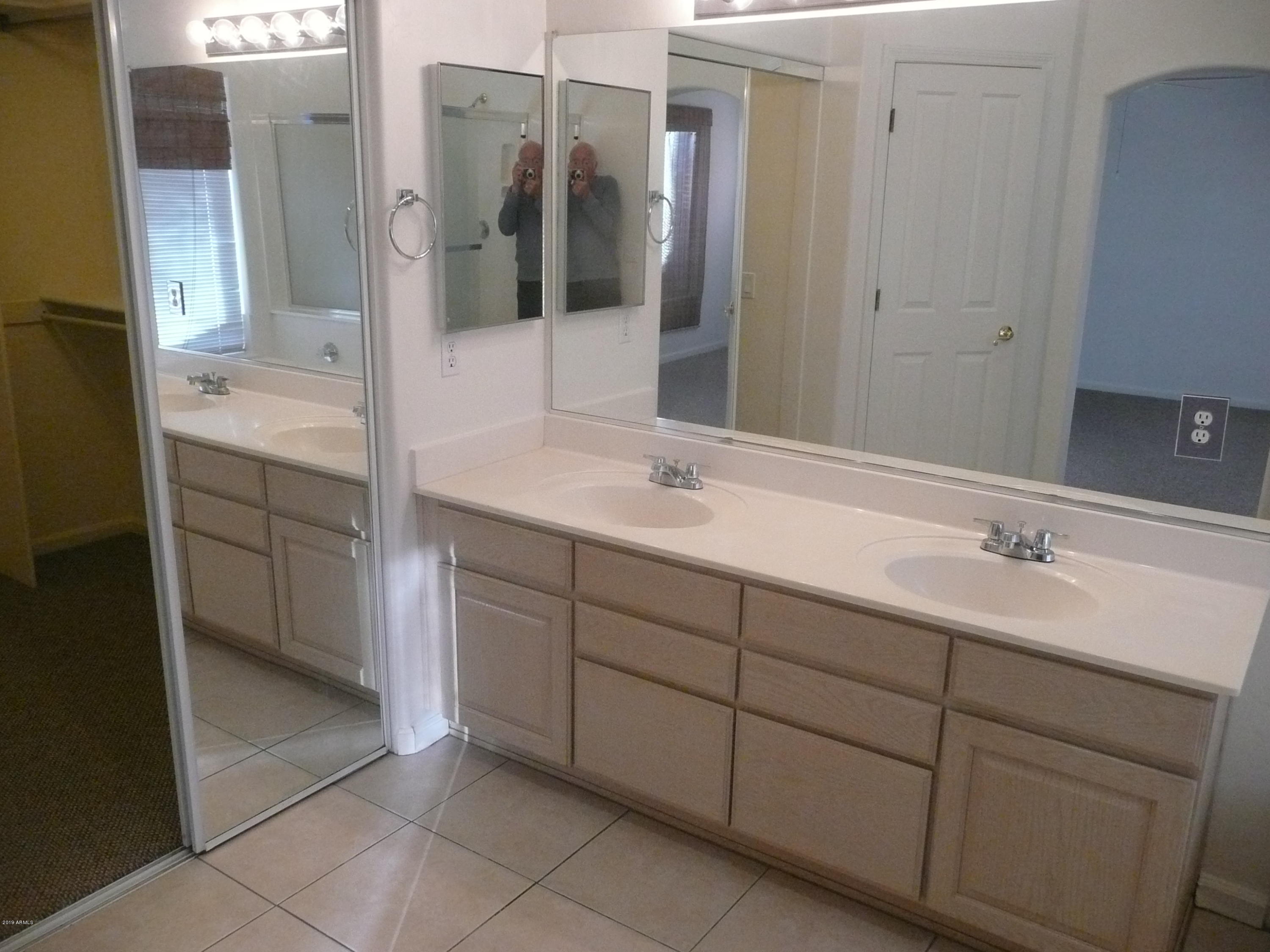 3439 East Utopia Road Phoenix, AZ 85050 - Photo 9 of 17 P1170924