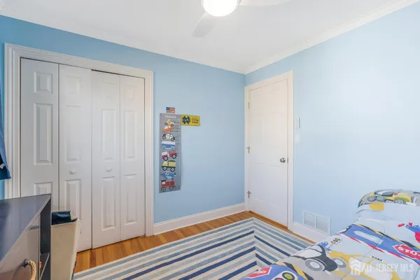 $650,000 | 230 Melrose Avenue, Middlesex, NJ 08846