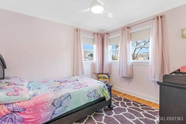 $650,000 | 230 Melrose Avenue, Middlesex, NJ 08846