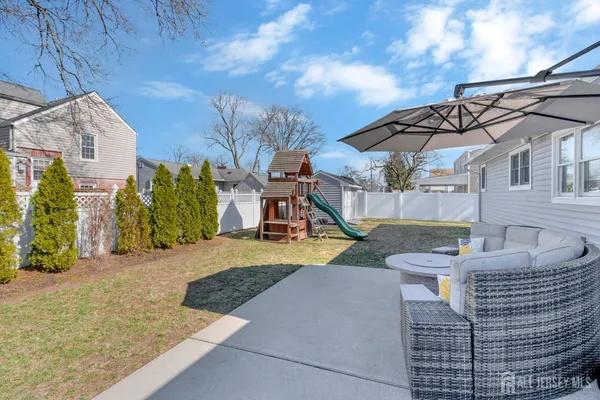 $650,000 | 230 Melrose Avenue, Middlesex, NJ 08846