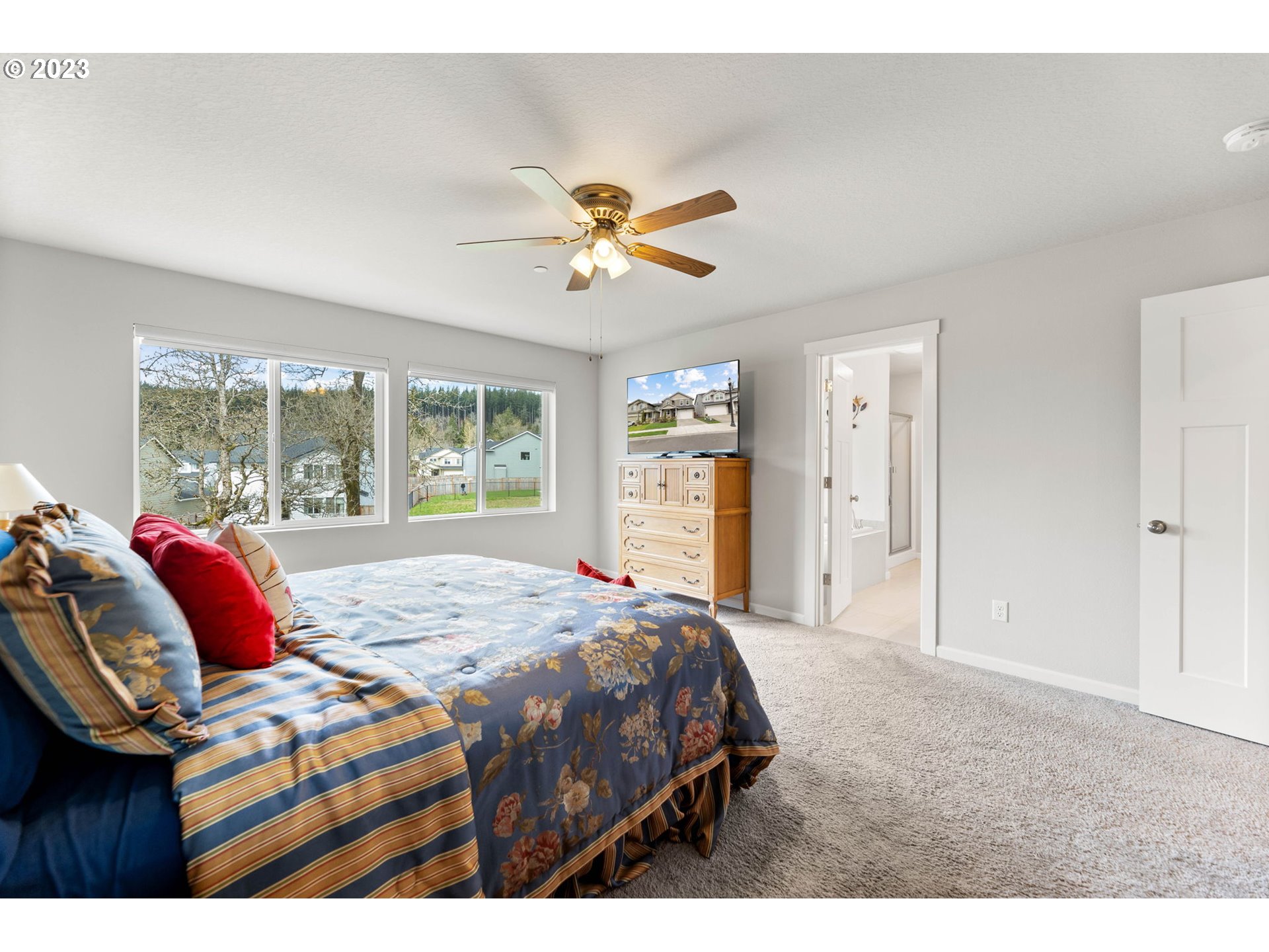 6233 North 88th Avenue Camas, WA 98607 - Photo 20 of 37 Primary Bedroom