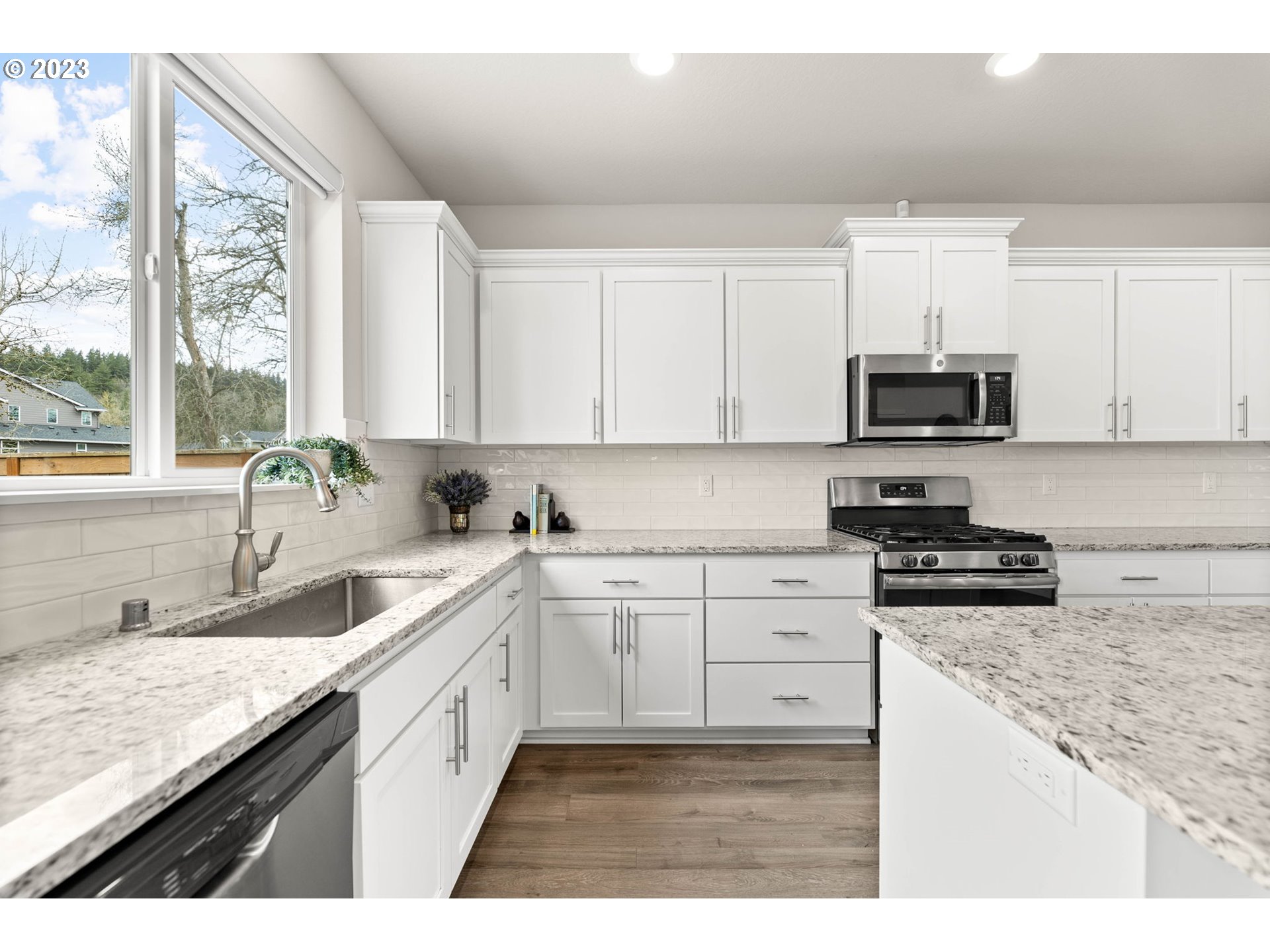 6233 North 88th Avenue Camas, WA 98607 - Photo 9 of 37