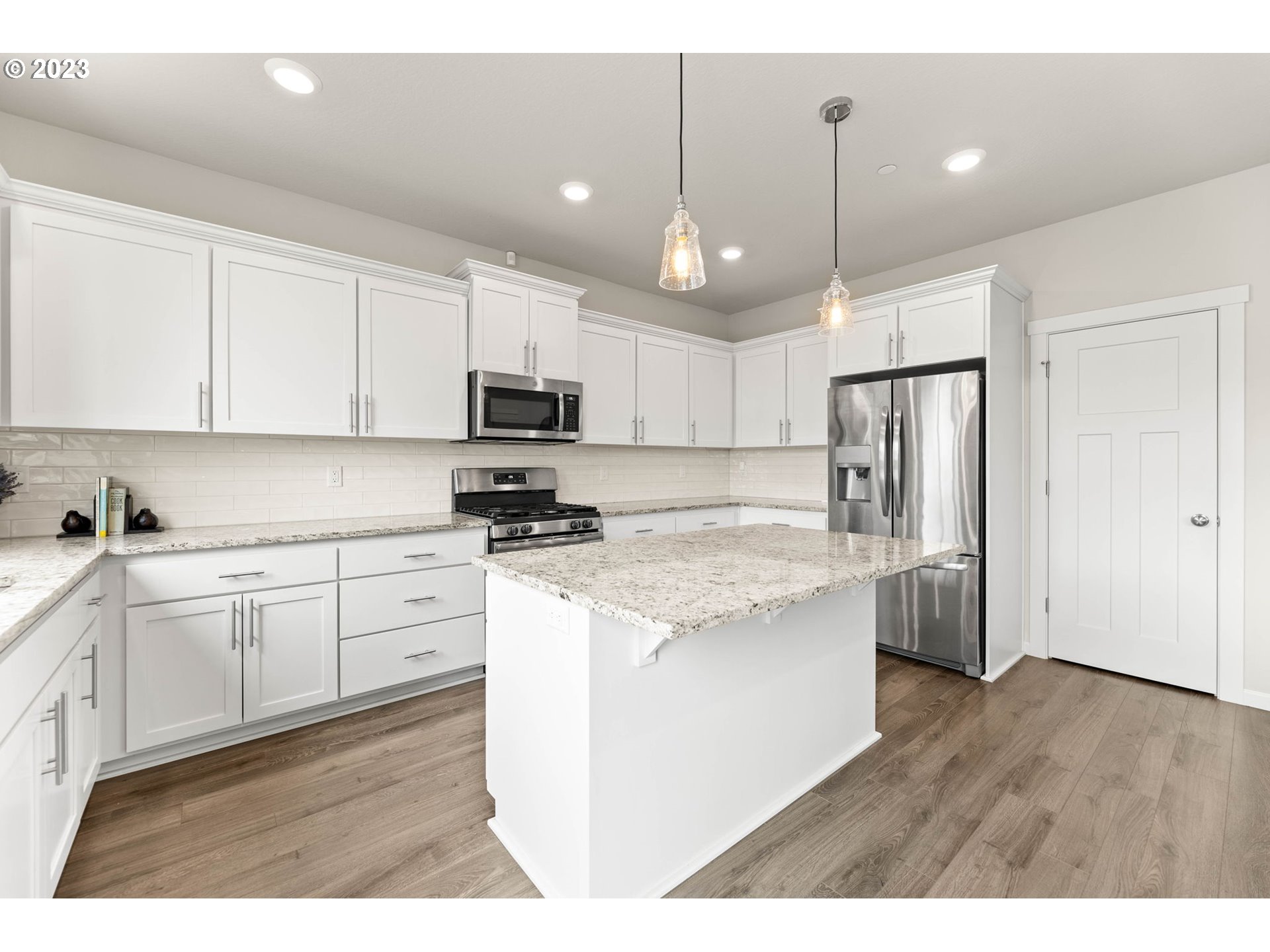 6233 North 88th Avenue Camas, WA 98607 - Photo 10 of 37