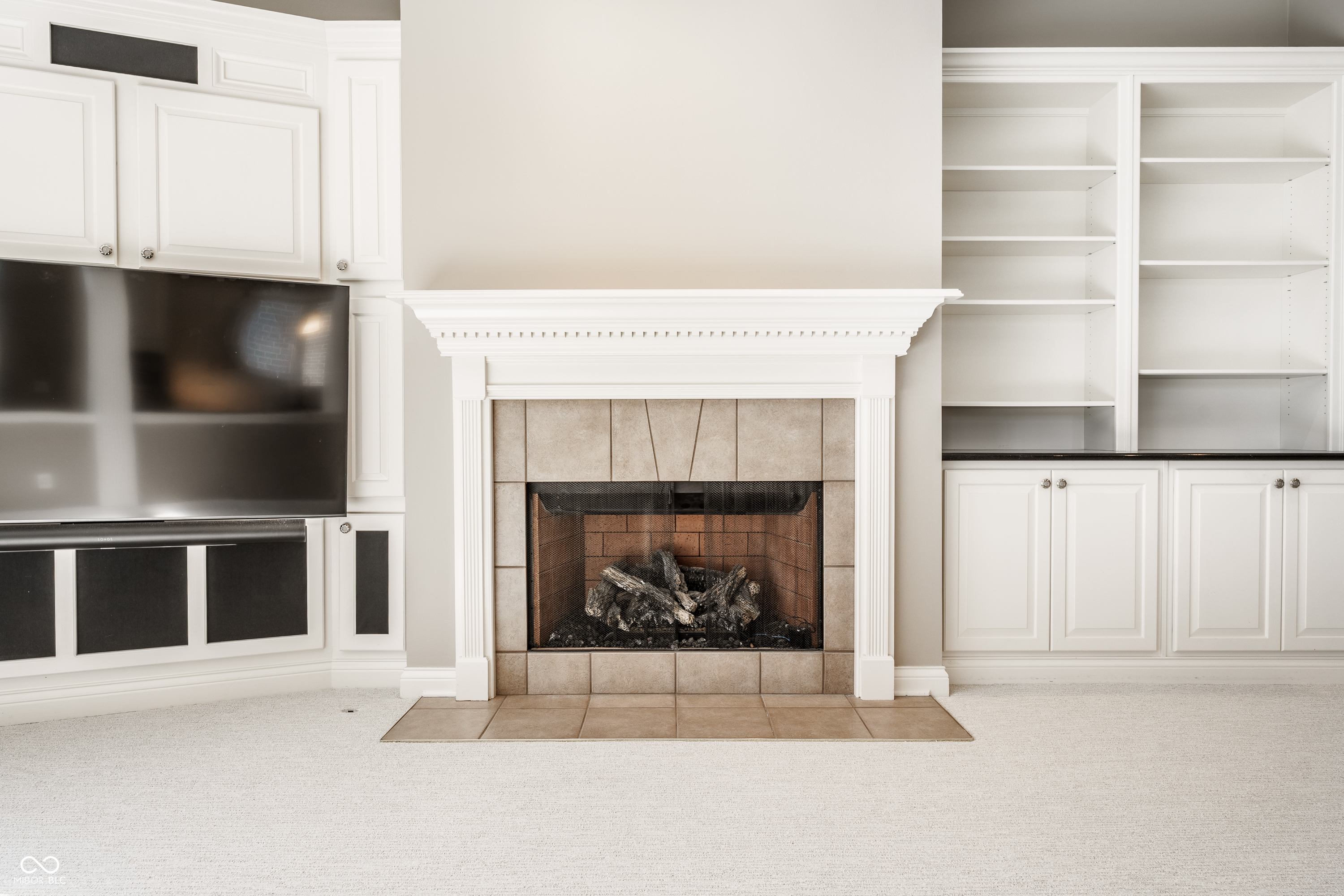 11561 Glen Ridge Circle Fishers, IN 46037 - Photo 9 of 49 Gallery Image 9