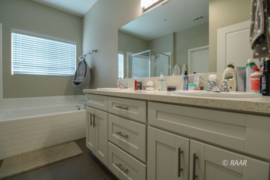 407 Abigail Street Ridgecrest, CA 93555 - Photo 16 of 35