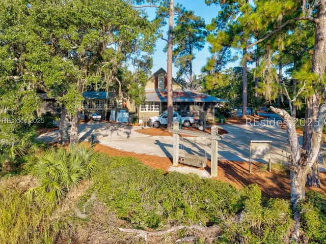 $839,000 | 11 Great Heron Way, Bluffton, SC 29909