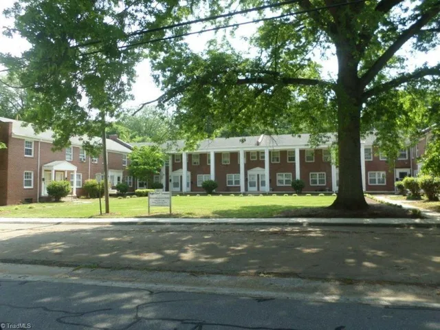 $750 | 611 Maple Avenue, Unit S, Reidsville, NC 27320