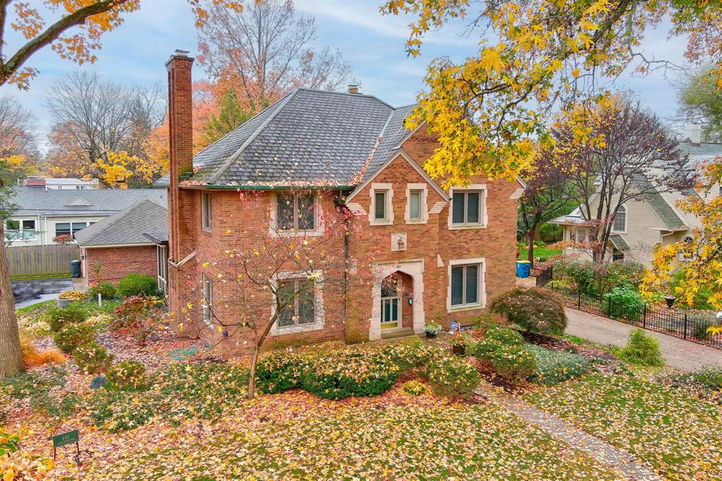 445 Blue Ridge Road Indianapolis, IN 46208 - Photo 7 of 58