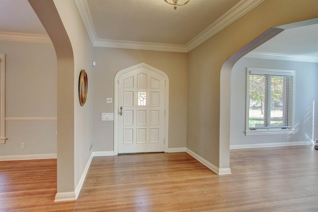 445 Blue Ridge Road Indianapolis, IN 46208 - Photo 9 of 58