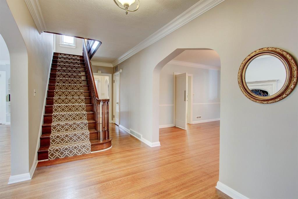 445 Blue Ridge Road Indianapolis, IN 46208 - Photo 10 of 58