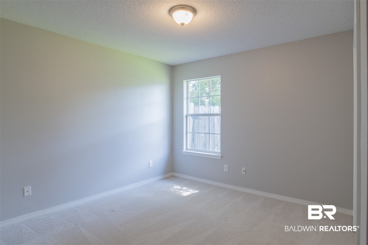 15450 Paddington Drive Foley, AL 36535 - Photo 20 of 32