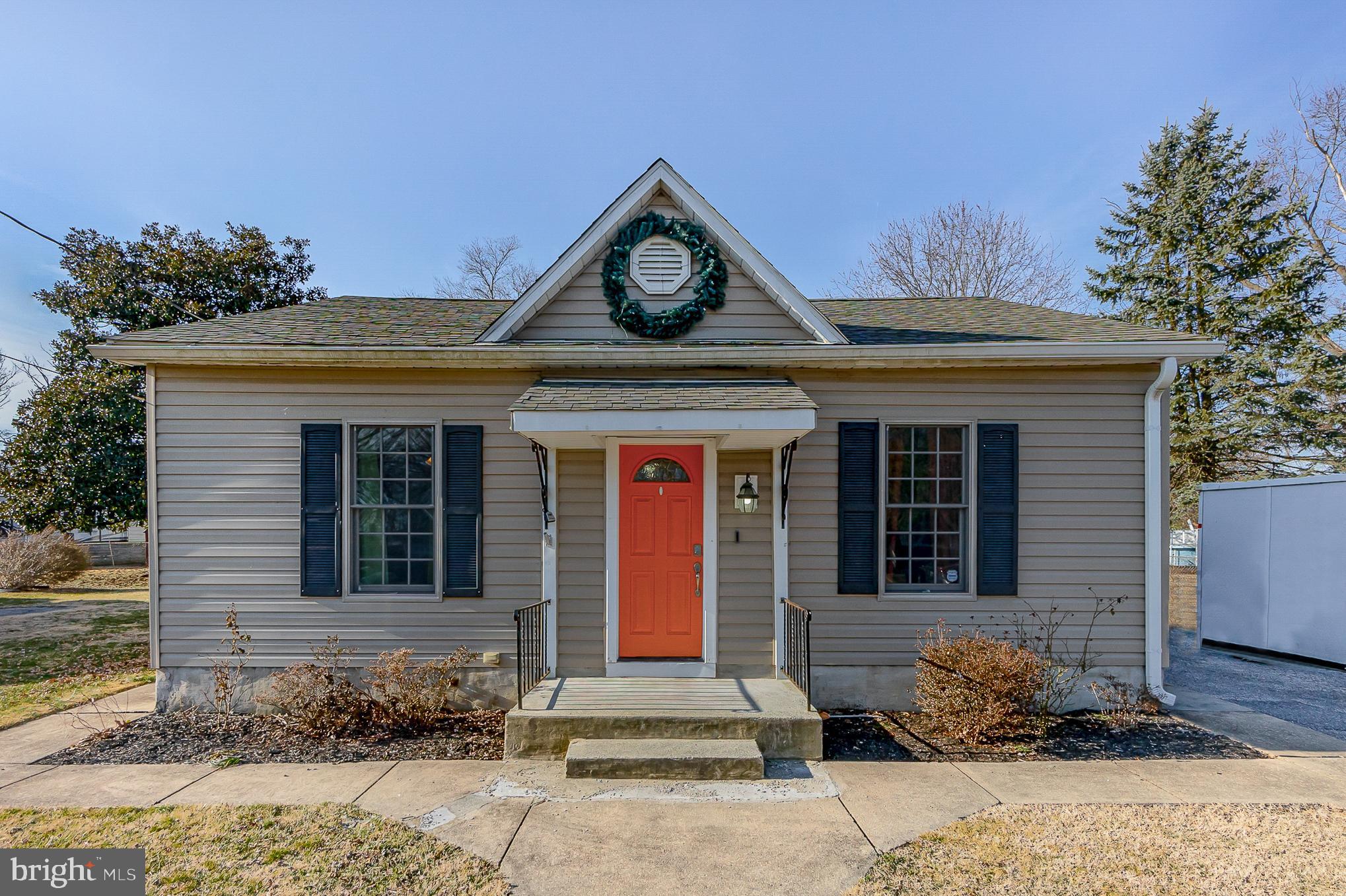 110 Homberg Avenue Baltimore, MD 21221 - Photo 1 of 34 Gallery Image 1