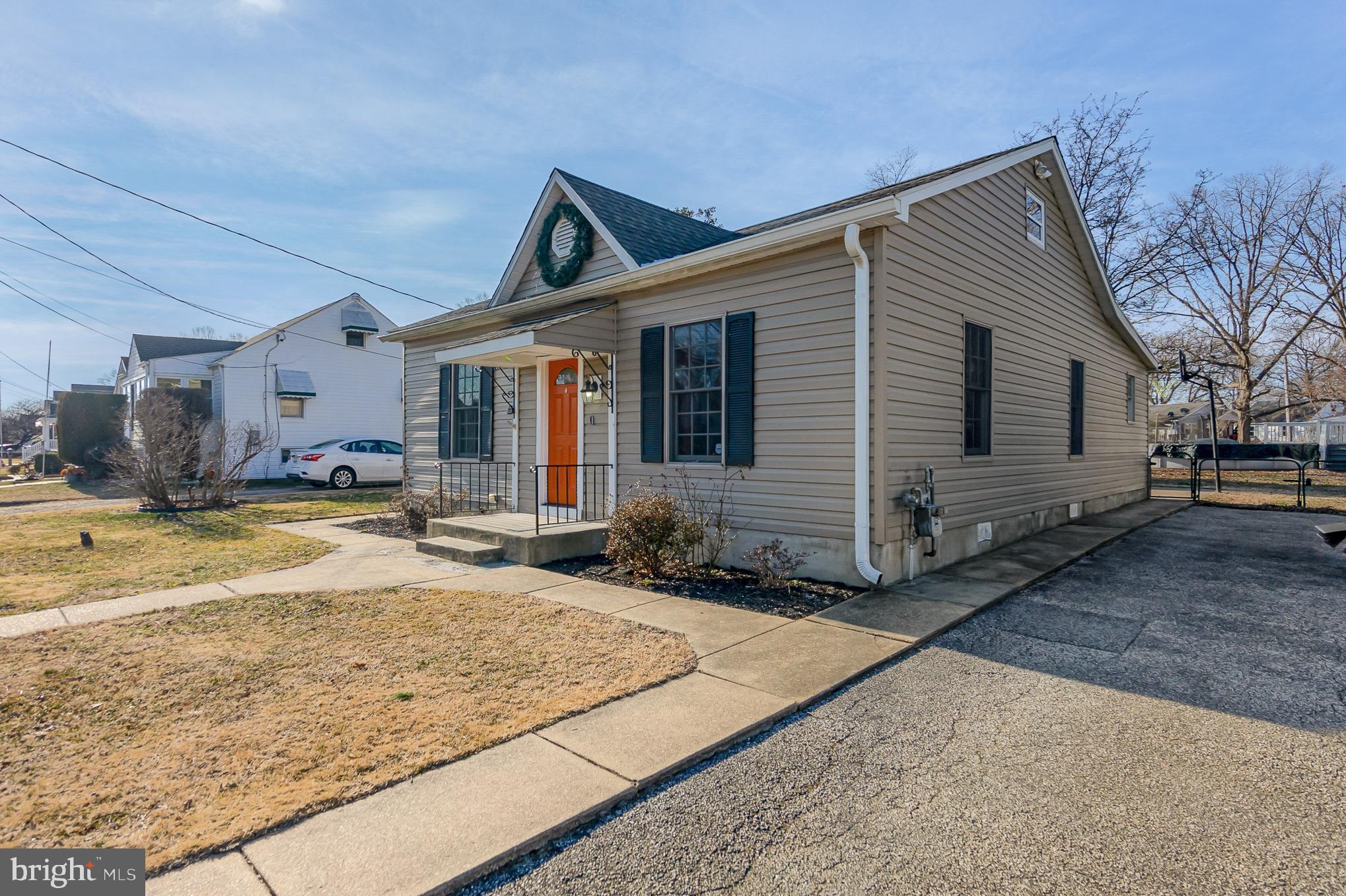 110 Homberg Avenue Baltimore, MD 21221 - Photo 2 of 34 Gallery Image 2