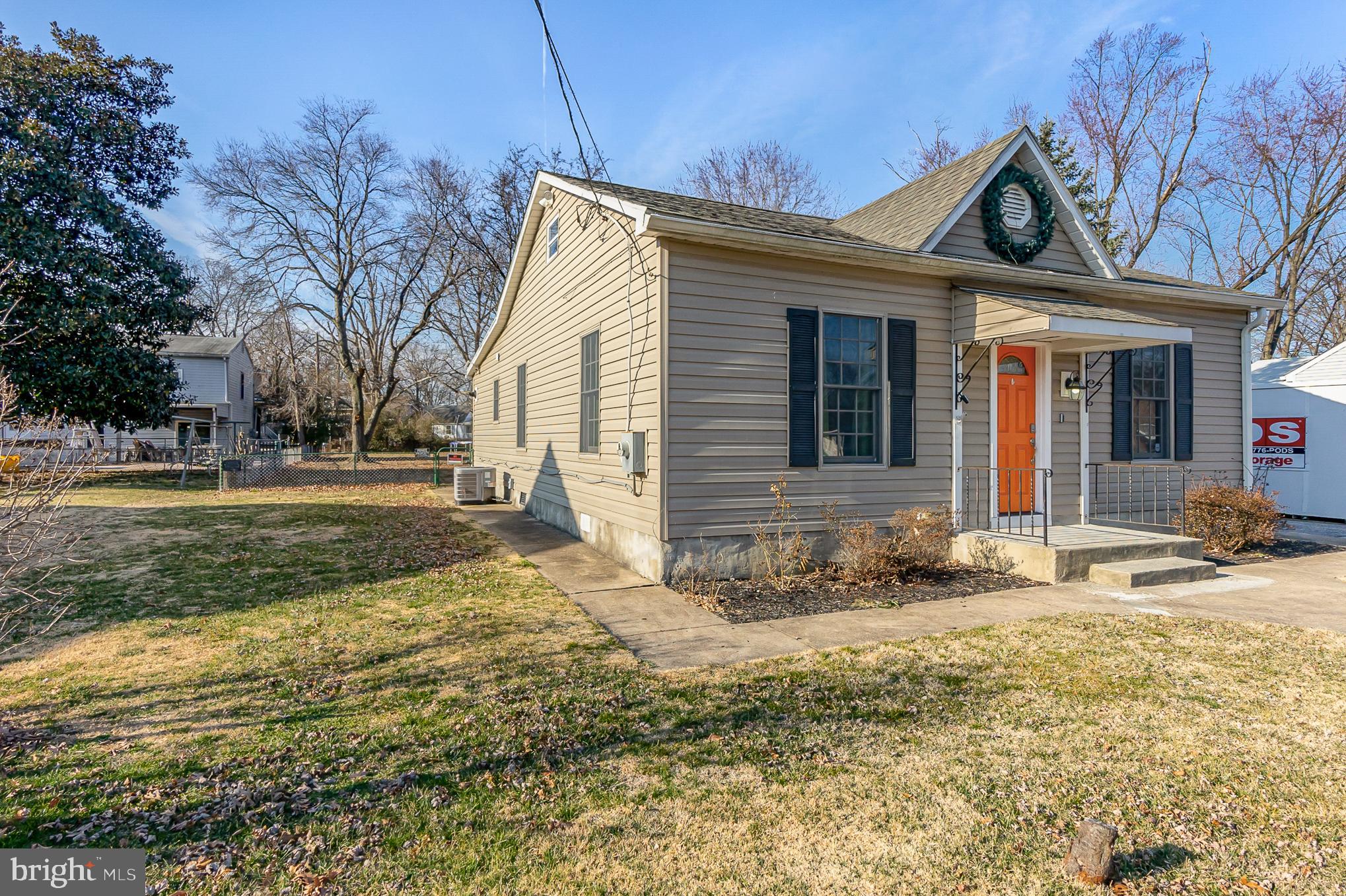 110 Homberg Avenue Baltimore, MD 21221 - Photo 3 of 34 Gallery Image 3