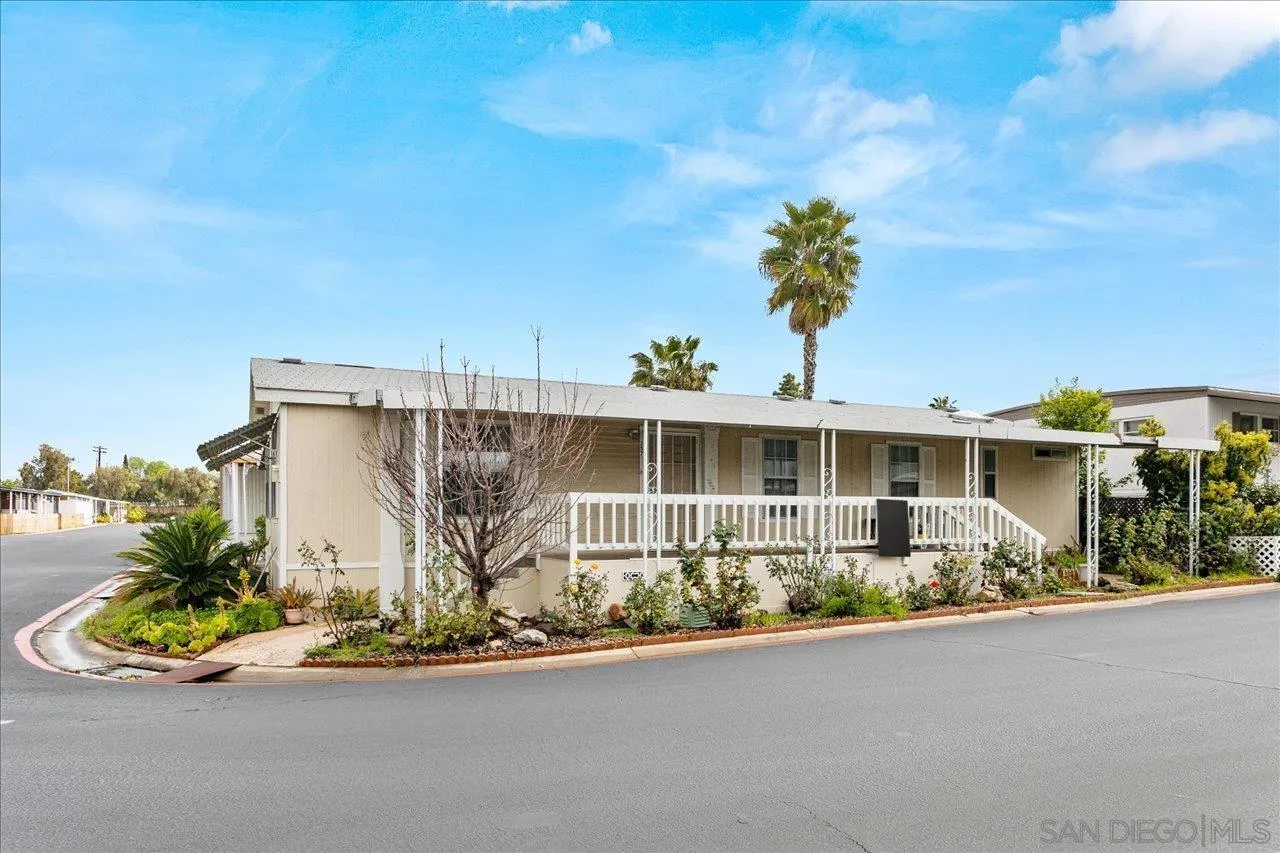 8301 Mission Gorge Road, Unit 257 Santee, CA 92071 - Photo 2 of 15 Gallery Image 2