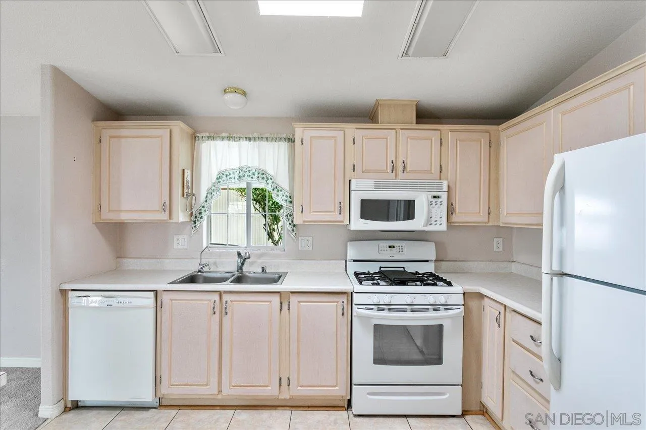 8301 Mission Gorge Road, Unit 257 Santee, CA 92071 - Photo 7 of 15 Gallery Image 7