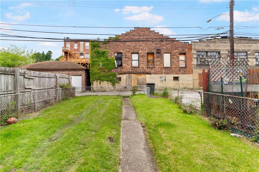 306 Russellwood Avenue McKees Rocks, PA 15136 - Photo 27 of 27