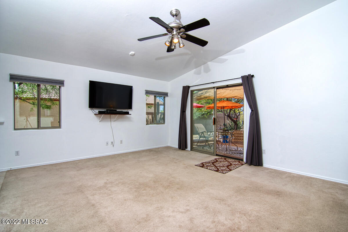 3530 South Desert Promenade Road Tucson, AZ 85735 - Photo 9 of 42 Long_Dekraker_DesertProm_Interiors_DSC_4